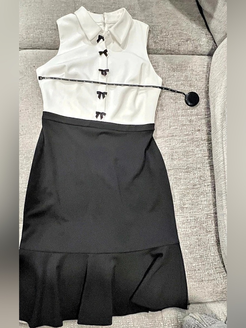 Karl Lagerfeld Paris Bow-Front Colorblock Sleeveless Dress